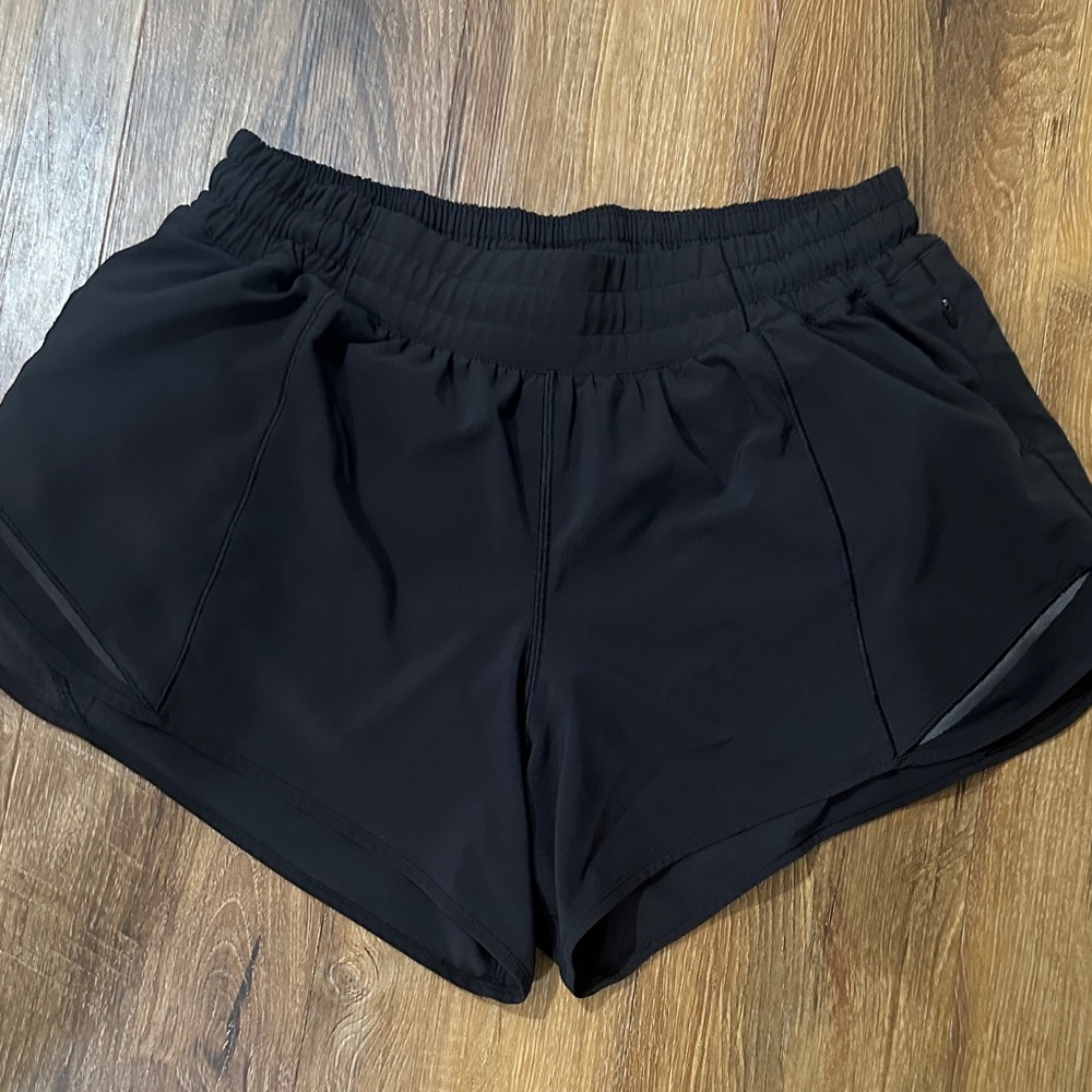 Lululemon hotty hot shorts. Size 10 in black